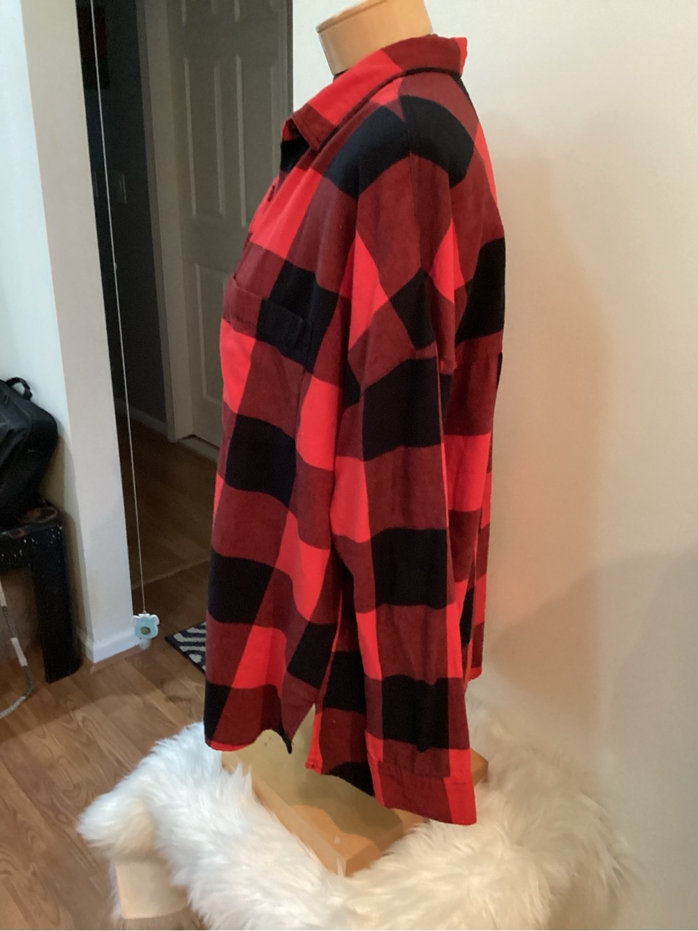 Old Navy Red & Black Buffalo Plaid Boyfriend Shirt XL Oversized Flannel - Picture 3 of 11